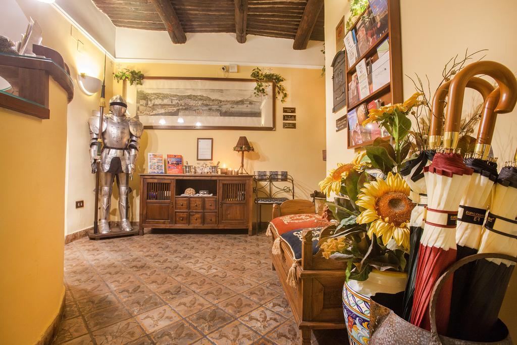 B&B L'Alloggio Dei Vassalli Napoli Ngoại thất bức ảnh