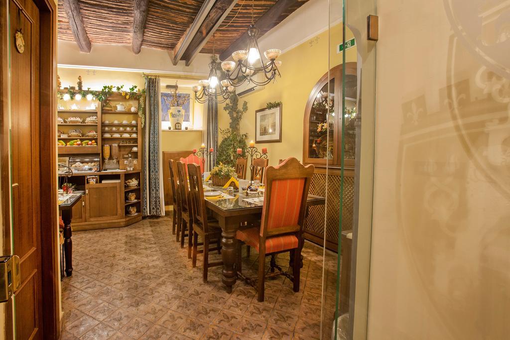 B&B L'Alloggio Dei Vassalli Napoli Ngoại thất bức ảnh