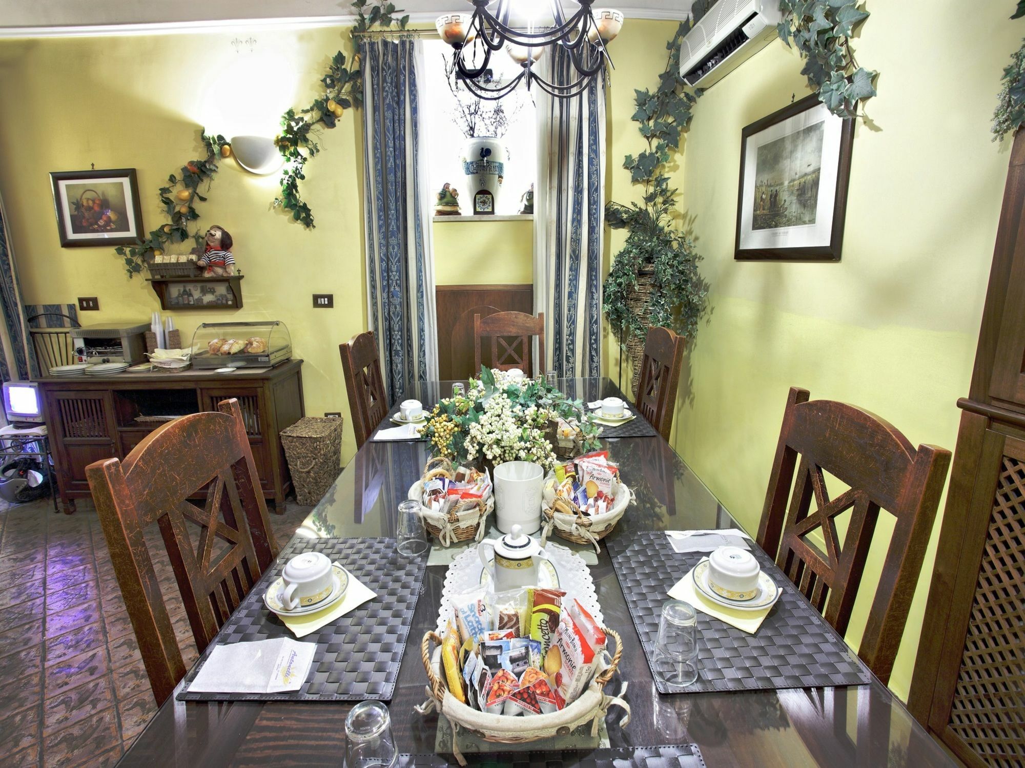 B&B L'Alloggio Dei Vassalli Napoli Ngoại thất bức ảnh